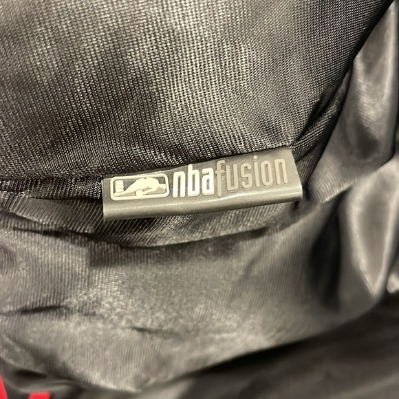 Y2K 2000s NBA Fusion Reebok Philadelphia 76ers Bomber Jacket - Picture 9 of 14